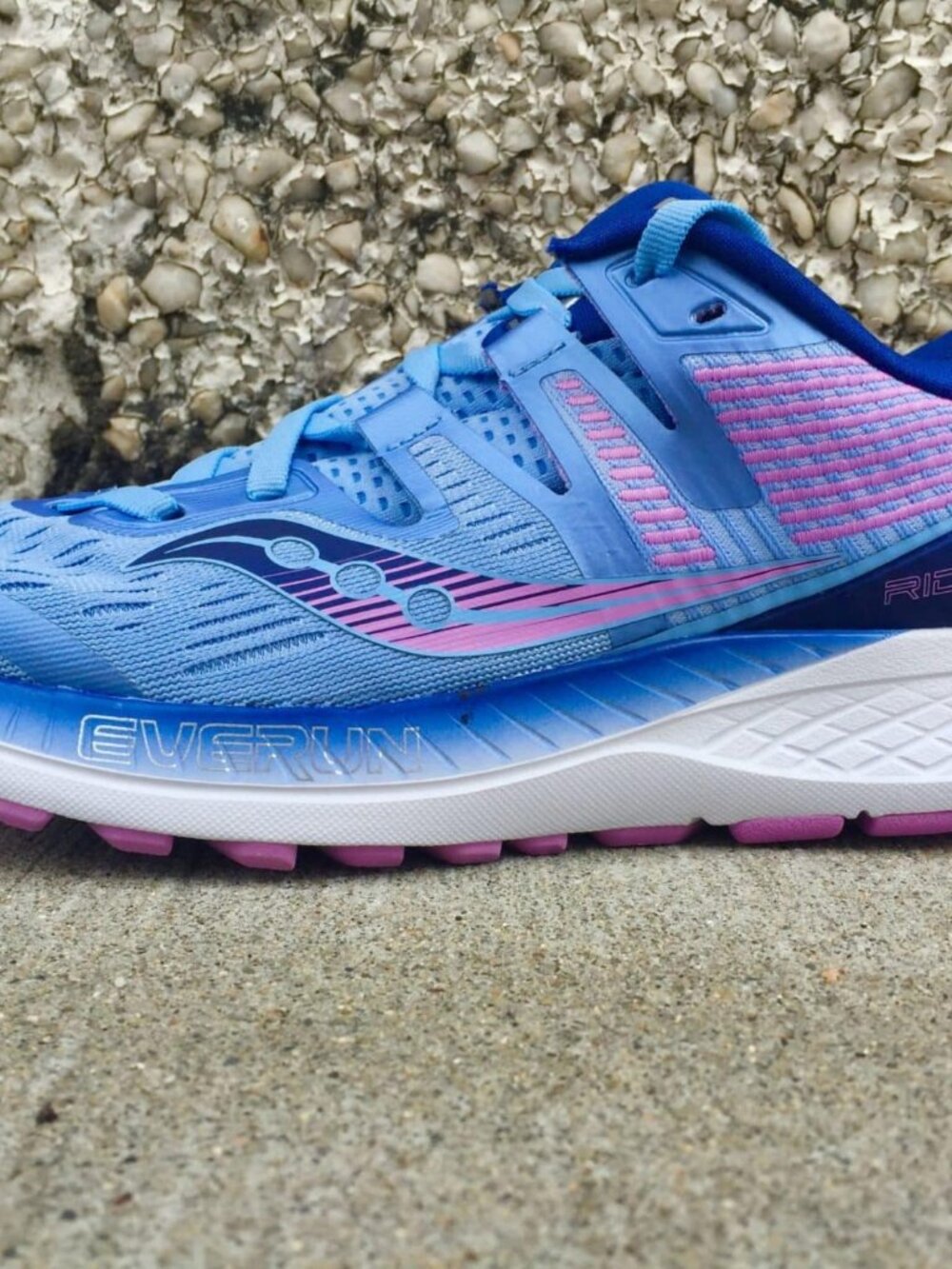 Saucony Ride ISO Women's Size 10